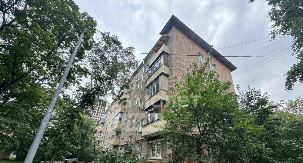 Комната, 19 м2, 5/5 эт. Москва - изображение 1