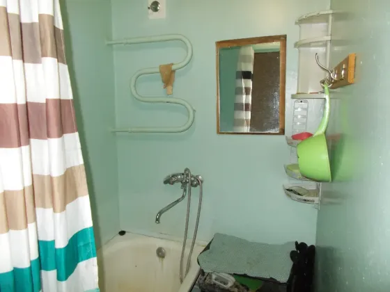 Сдам комнату, 13 м2, 5/5 эт. Гатчина