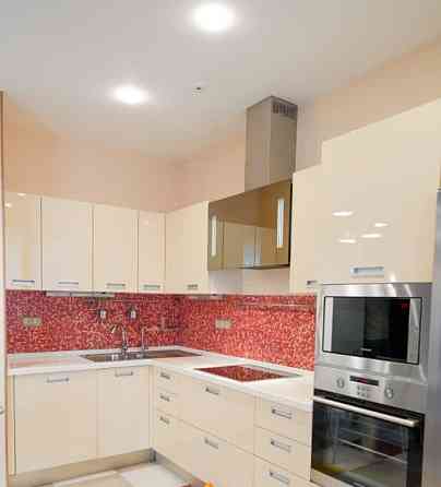 3-комн. квартира, 110 м2, 20/23 эт. Москва