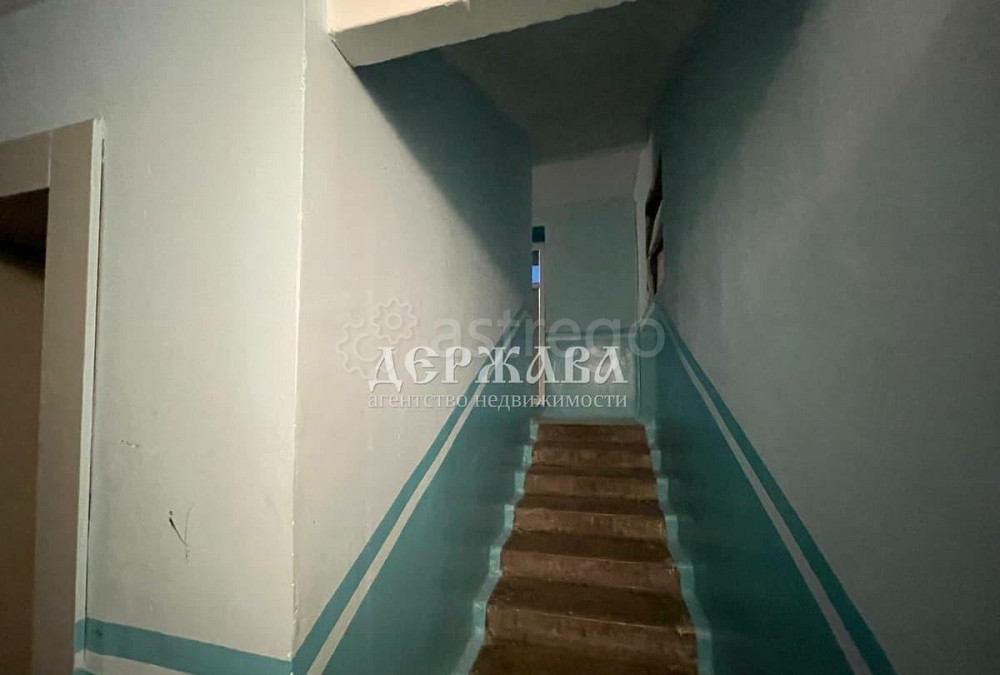 Комната, 13 м2, 4/9 эт. Старый Оскол - изображение 2