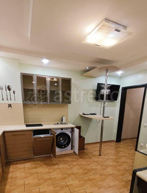 2-комн. квартира, 65 м2, 3/10 эт. Красноярск - изображение 1
