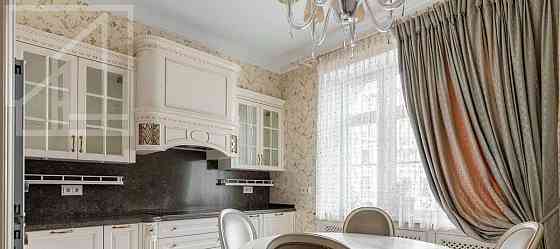 3-комн. квартира, 173 м2, 3/10 эт. Москва