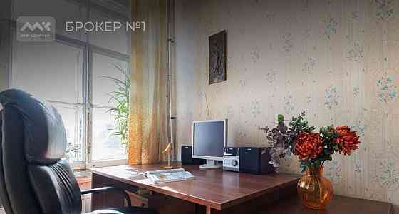 6-комн. квартира, 155.5 м2, 4/6 эт. Санкт-Петербург