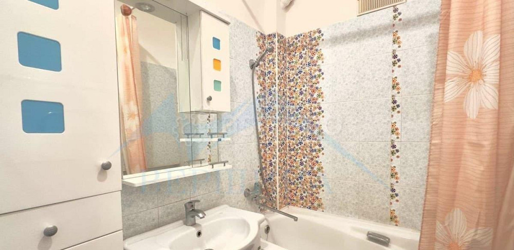 2-комн. квартира, 60 м2, 3/5 эт. Норильск - изображение 6