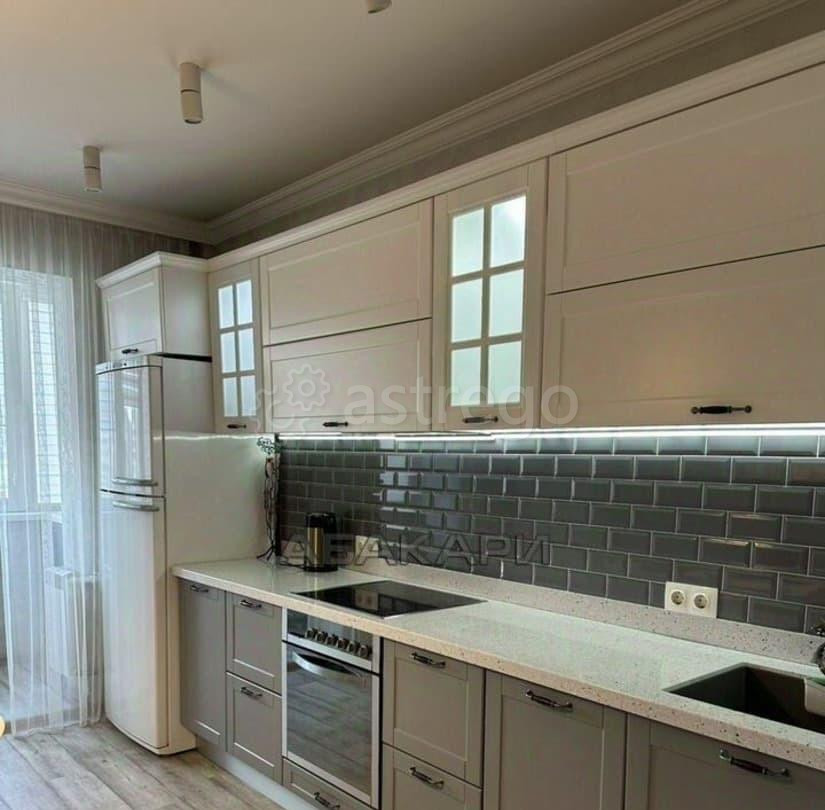 3-комн. квартира, 82 м2, 6/10 эт. Красноярск - изображение 1