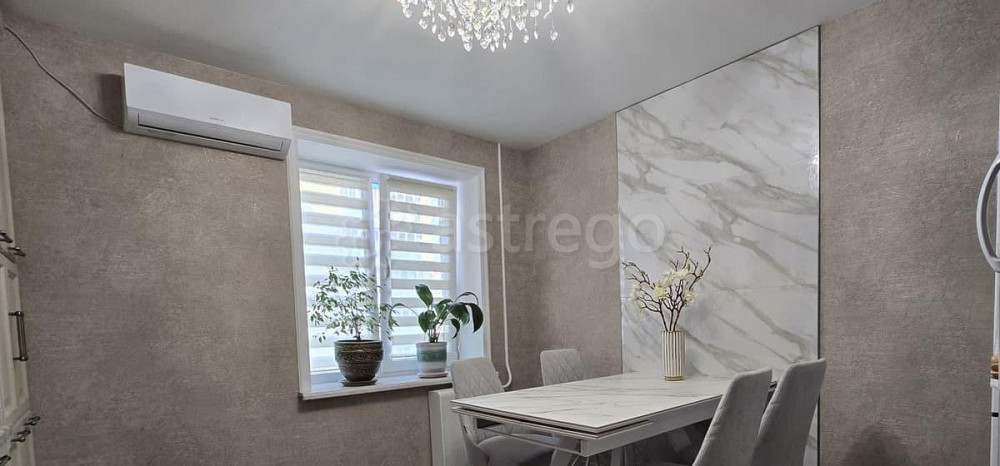 4-комн. квартира, 102 м2, 3/10 эт. Уфа - изображение 2