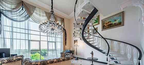 4-комн. квартира, 280 м2, 10/10 эт. Санкт-Петербург