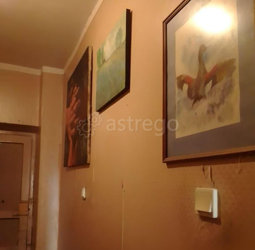 Комната, 14 м2, 3/5 эт. Москва - изображение 1