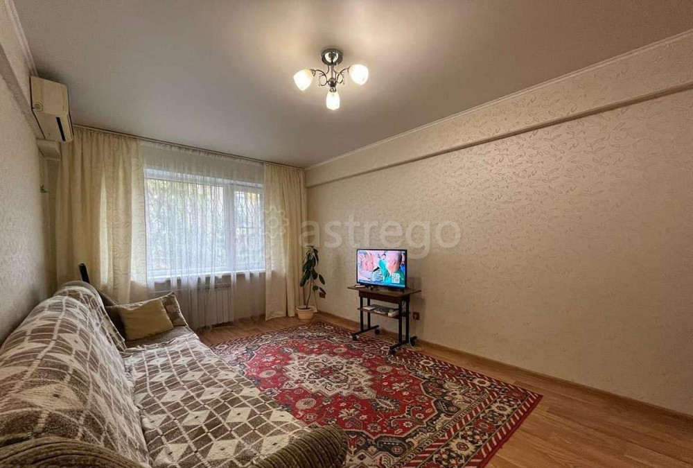 3-комн. квартира, 58.7 м2, 1/5 эт. Астрахань - изображение 1
