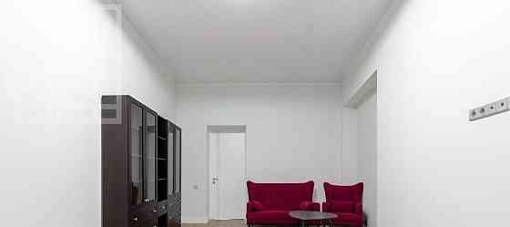 4-комн. квартира, 111 м2, 4/5 эт. Москва