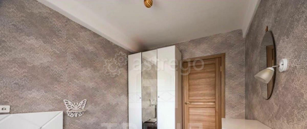 4-комн. квартира, 74.1 м2, 1/9 эт. Санкт-Петербург - изображение 1