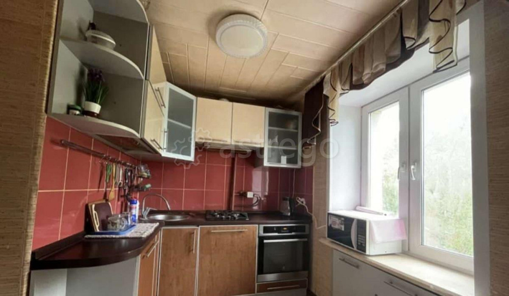 4-комн. квартира, 65 м2, 4/9 эт. Старый Оскол - изображение 1