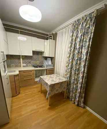 2-комн. квартира, 60 м2, 1/5 эт. Разумное