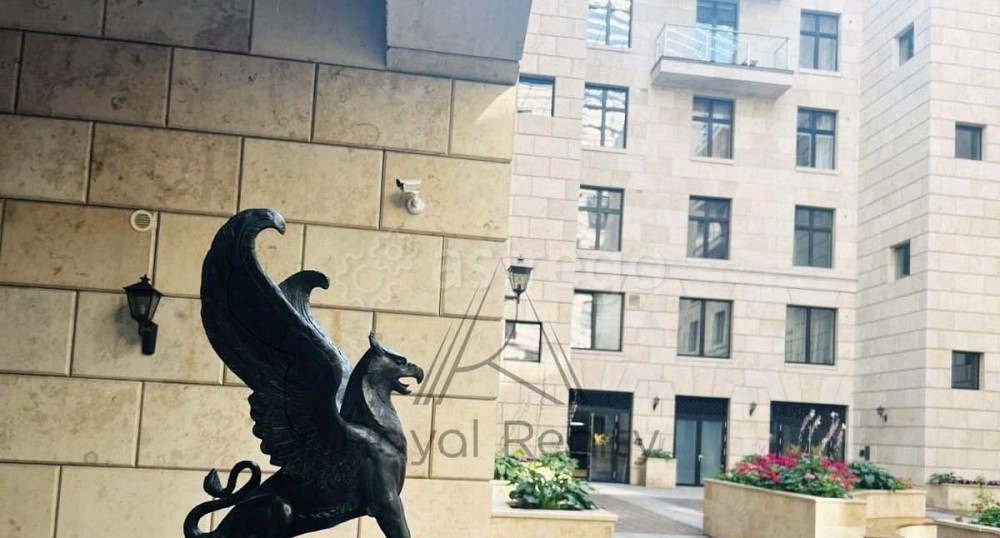 4-комн. квартира, 270 м2, 7/7 эт. Санкт-Петербург - изображение 2