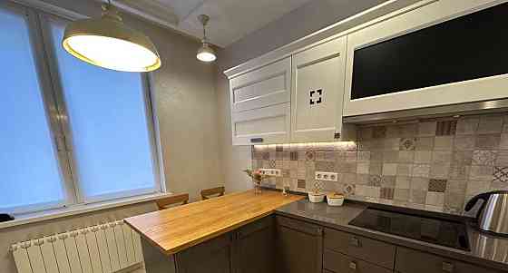 3-комн. квартира, 103 м2, 5/21 эт. Москва