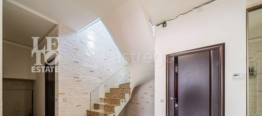 Дом, 340 м2, 10 соток, 3 эт. Солнечногорск - изображение 4