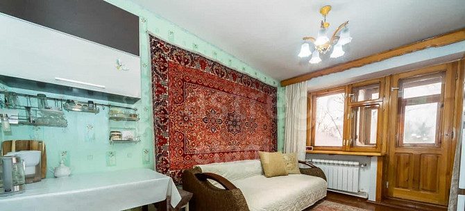 Комната, 33.2 м2, 5/5 эт. Бийск - изображение 1