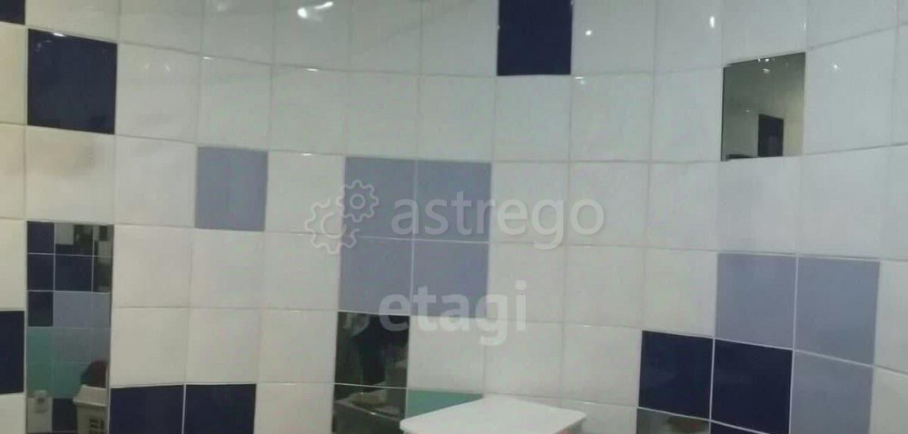 3-комн. квартира, 63.5 м2, 2/5 эт. Бийск - изображение 6