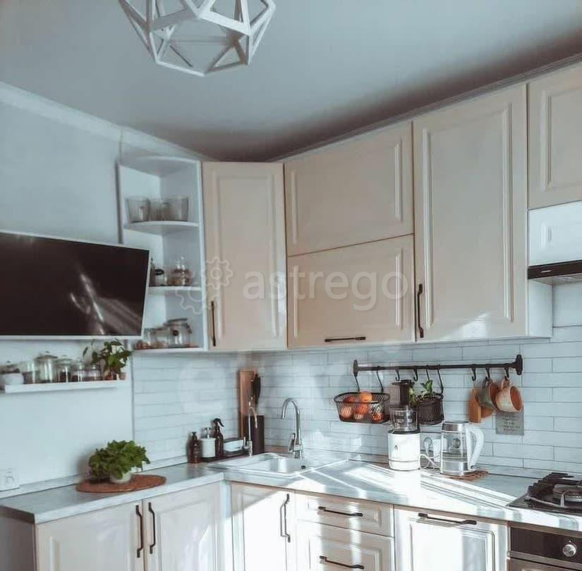 4-комн. квартира, 84 м2, 10/10 эт. Белгород - изображение 1