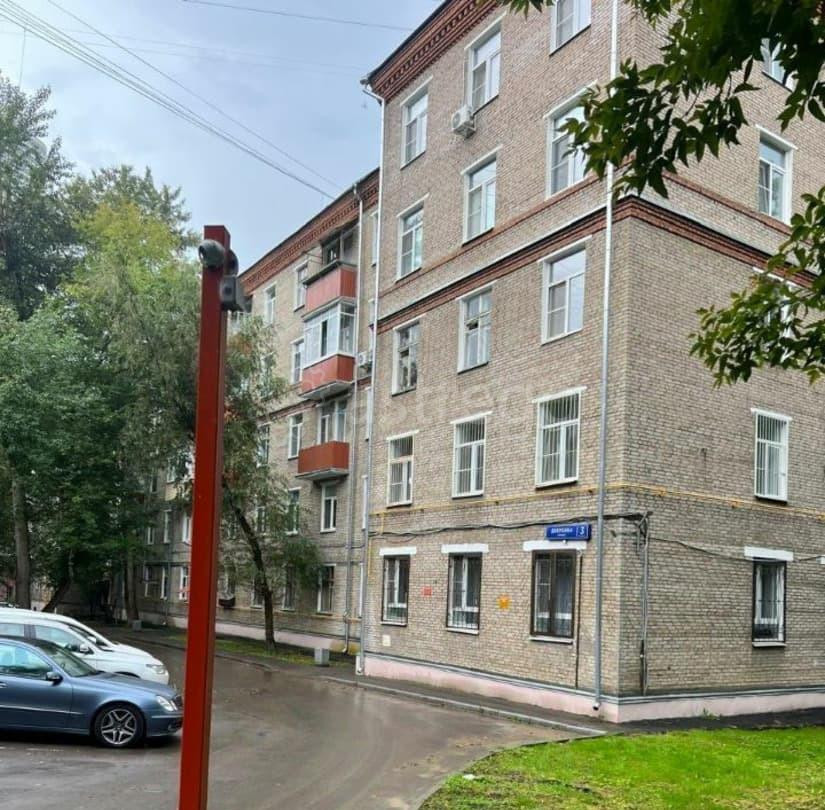 Комната, 14.2 м2, 5/5 эт. Москва - изображение 1