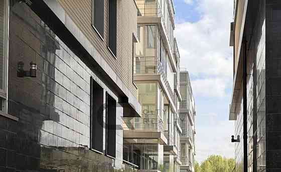 4-комн. квартира, 147 м2, 2/5 эт. Санкт-Петербург