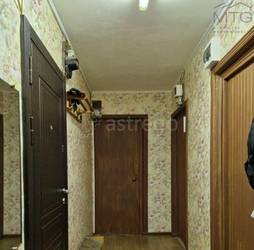 Комната, 18 м2, 1/9 эт. Санкт-Петербург - изображение 2