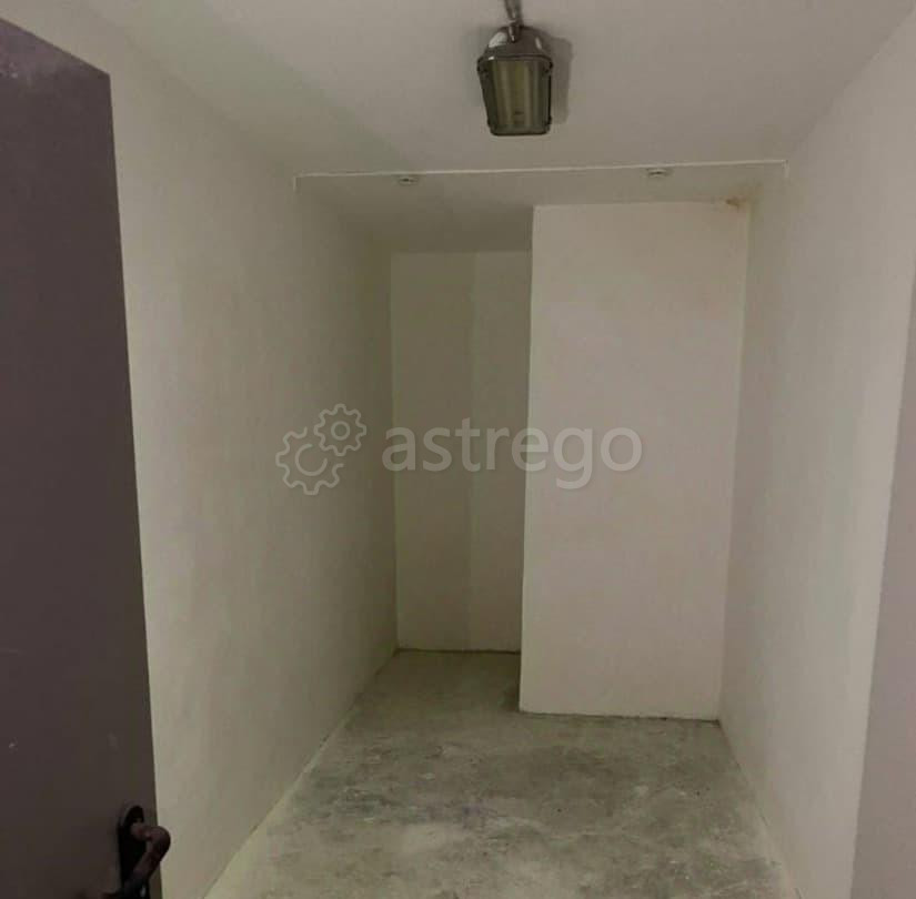 Комната, 10.8 м2, 1/1 эт. Красноярск - изображение 2