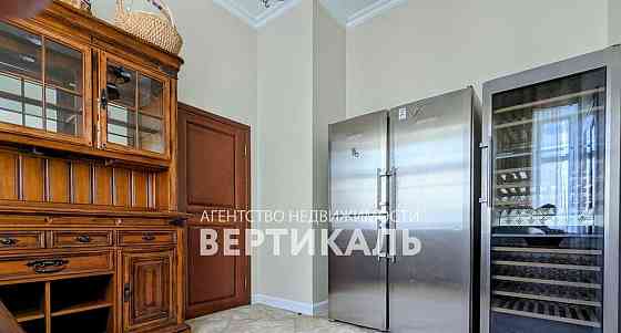 6-комн. квартира, 310 м2, 2/4 эт. Москва