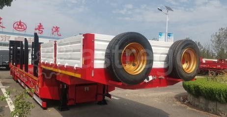 Полуприцеп трал г/п 50 т., 3 оси, низкорамный, с уширителями Благовещенск - изображение 1