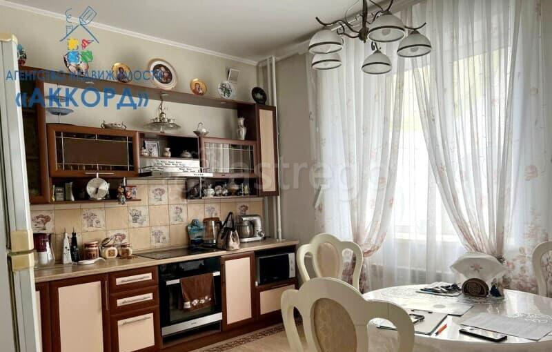2-комн. квартира, 62 м2, 2/5 эт. Бийск - изображение 7
