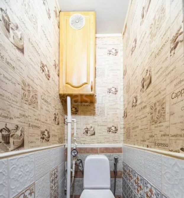 Комната, 54 м2, 1/5 эт. Санкт-Петербург - изображение 5