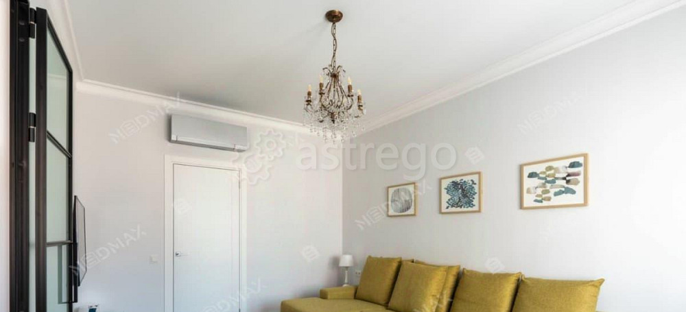 2-комн. квартира, 81 м2, 4/9 эт. Санкт-Петербург - изображение 2