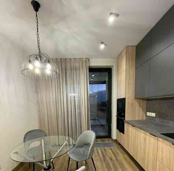 2-комн. квартира, 68 м2, 10/12 эт. Москва