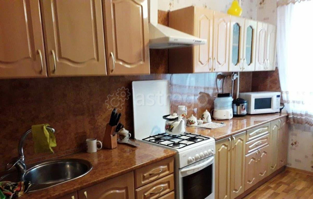 3-комн. квартира, 58 м2, 2/6 эт. Белгород - изображение 1