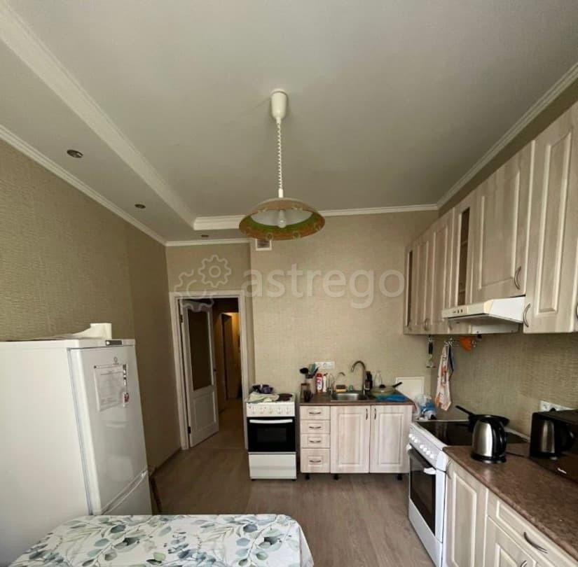 Комната, 20 м2, 4/18 эт. Санкт-Петербург - изображение 2