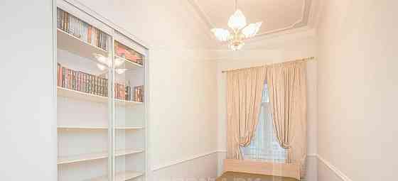 4-комн. квартира, 150 м2, 2/7 эт. Москва
