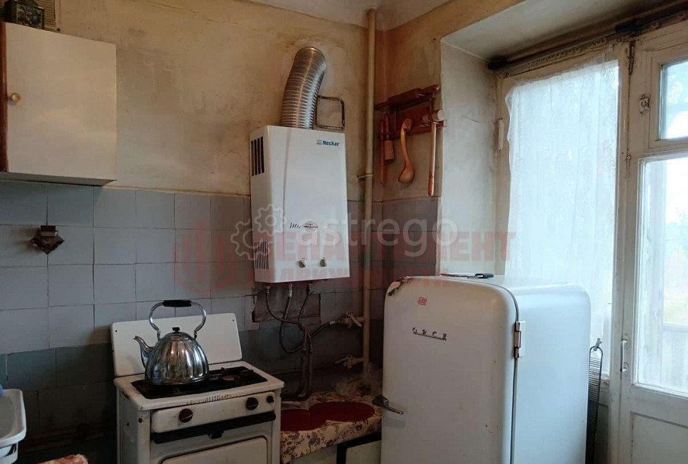 3-комн. квартира, 58 м2, 2/5 эт. Астрахань - изображение 3