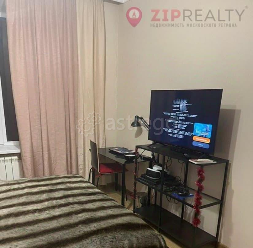 2-комн. квартира, 55 м2, 5/5 эт. Москва - изображение 4