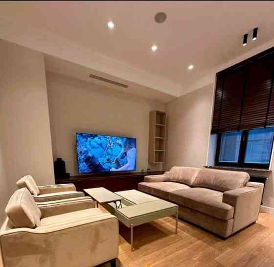 3-комн. квартира, 85 м2, 1/4 эт. Москва