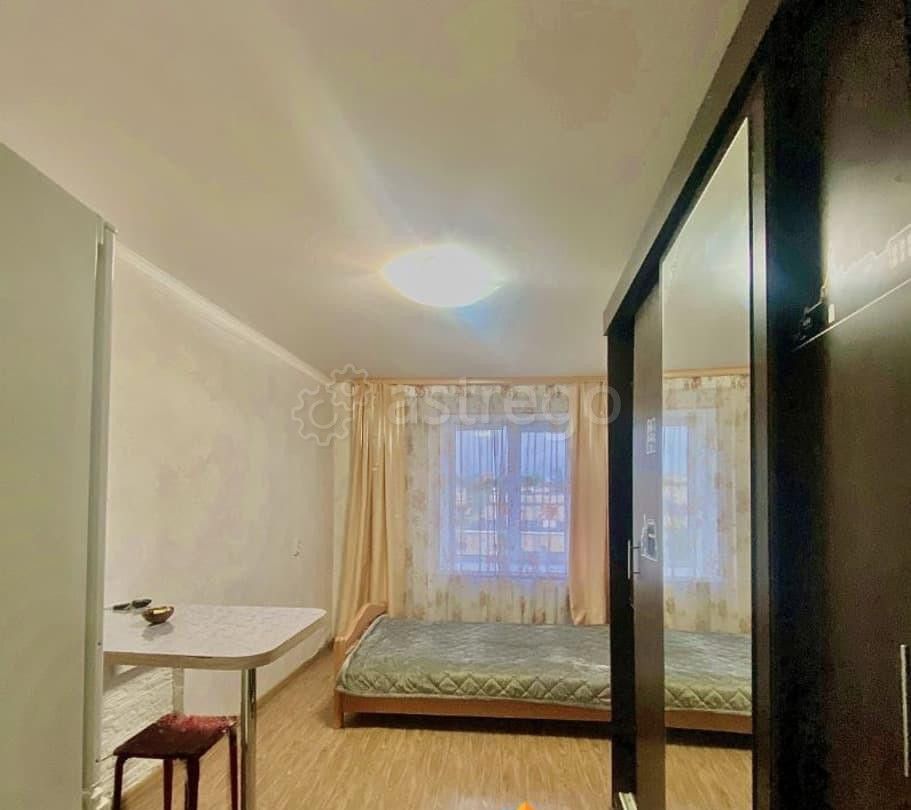 Комната, 12 м2, 8/9 эт. Октябрьский - изображение 2