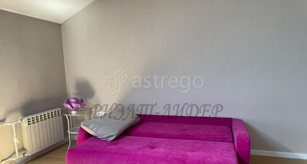 2-комн. квартира, 79 м2, 6/6 эт. Горно-Алтайск - изображение 1