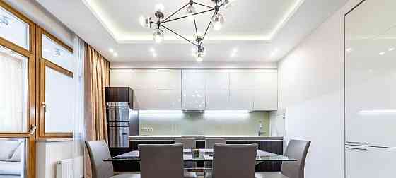 2-комн. квартира, 120 м2, 8/18 эт. Москва
