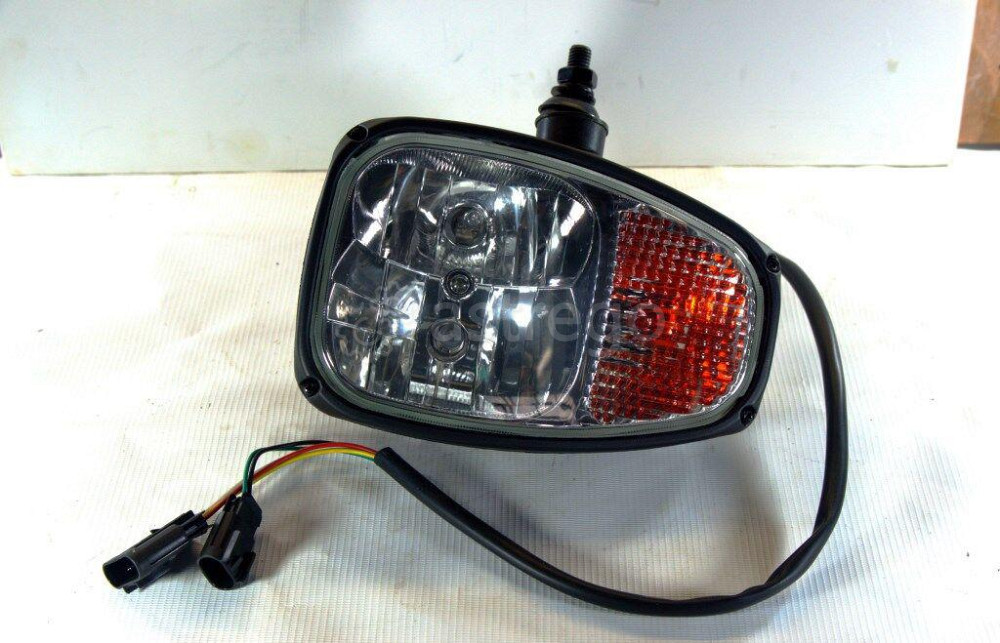 Фара с поворотником передняя правая, крепление под шпильку, нового образца XCMG Уфа - изображение 1