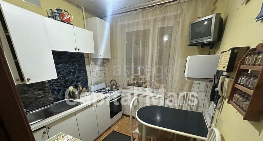 2-комн. квартира, 45 м2, 4/9 эт. Москва - изображение 2