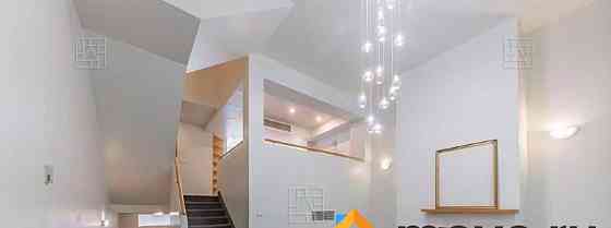 5-комн. квартира, 212 м2, 3/3 эт. Москва