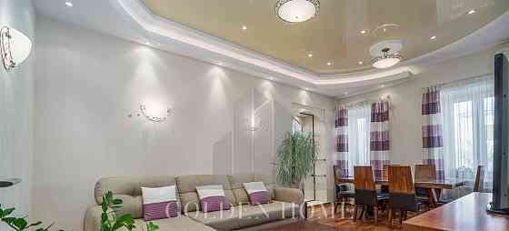 3-комн. квартира, 100 м2, 3/7 эт. Санкт-Петербург