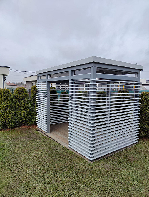 Беседка деревянная 2 х 3,5 м. Кровля и стены монолитный поликарбонат, настил ДПК, деревянная обрешёт Калининград - изображение 1