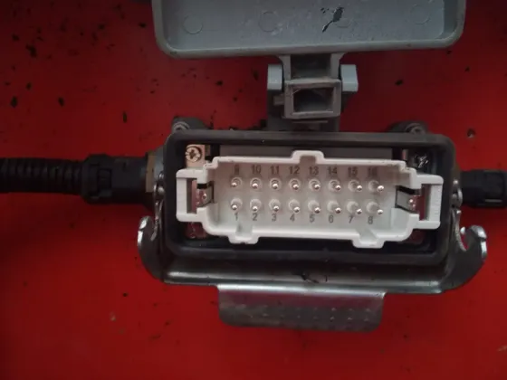 Продам щебнераспределитель (прицепной) HYDROG RPU 3000 Орел