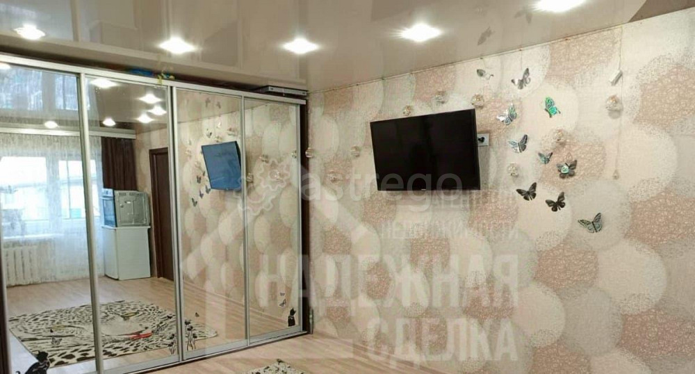 2-комн. квартира, 42 м2, 5/5 эт. Рубцовск - изображение 2