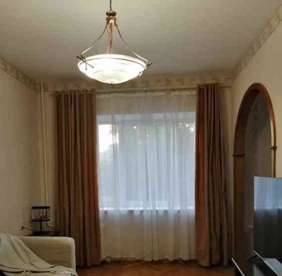 2-комн. квартира, 54 м2, 4/5 эт. Москва
